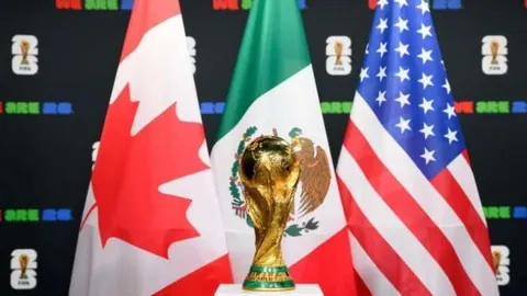 “国足迎战日本蓝武士五大杀手，避免惨败挑战重重｜世界杯预选赛”